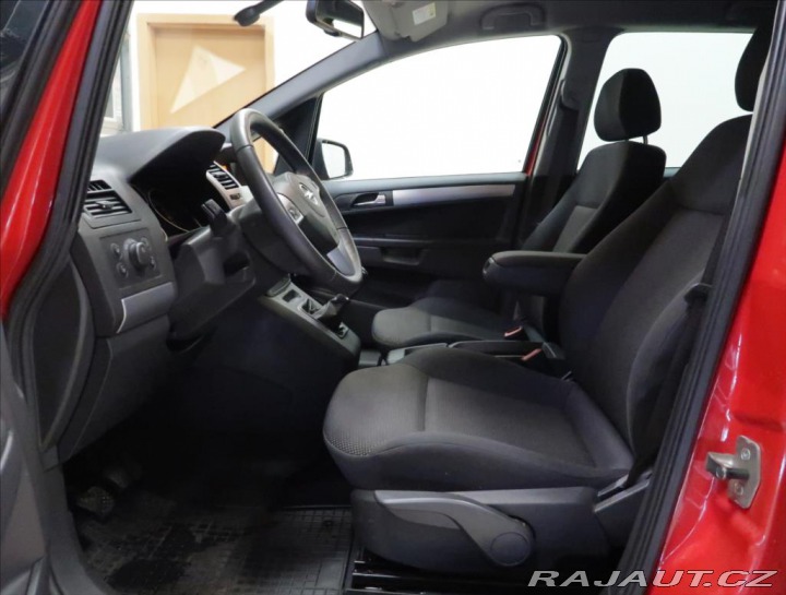 Opel Zafira 1,8 i 88kW Classic 7-míst 2014