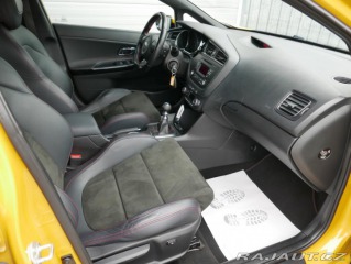 Kia Ceed 1,6 T-GDi GT 150 kW 2016