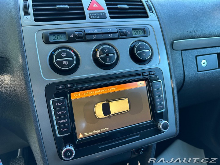 Volkswagen Touran 2.0Tdi 103kw Highline 2010