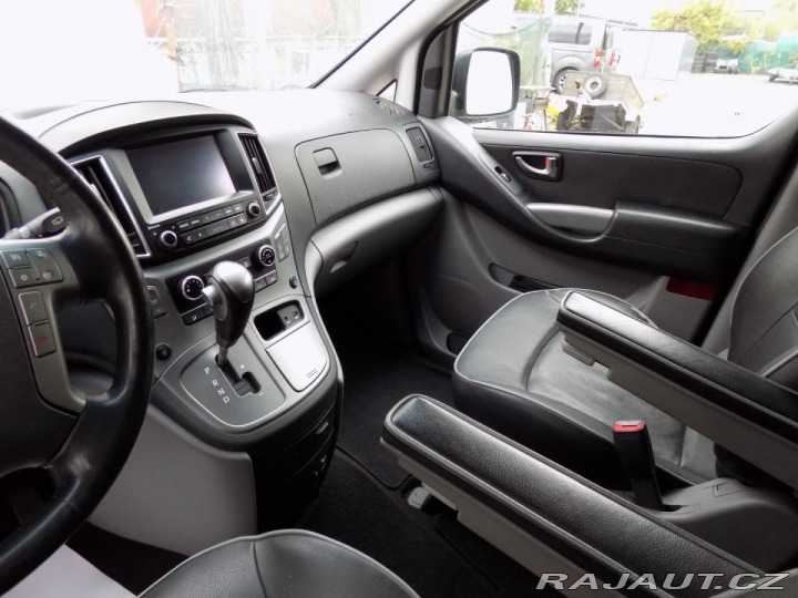 Hyundai H 1 2.5CRDi/Automat/9.míst/Ků 2016