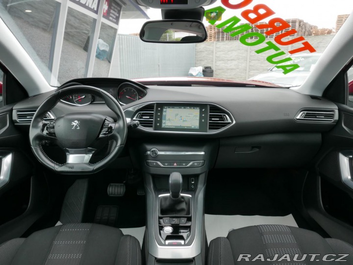 Peugeot 308 1,2 SW 96kW Automat Nepoj 2015