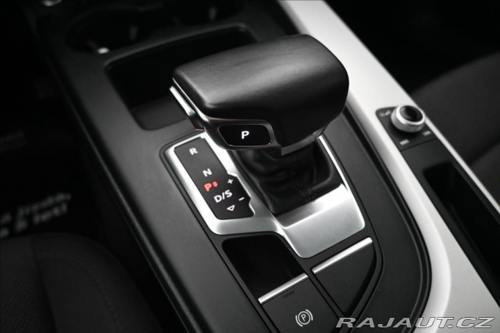 Audi A4 2,0 TDi 120kW AT7 NAVI Zá 2020