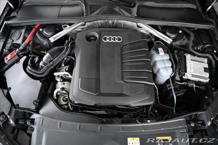 Audi A4 2,0 TDi 120kW AT7 NAVI Zá 2020