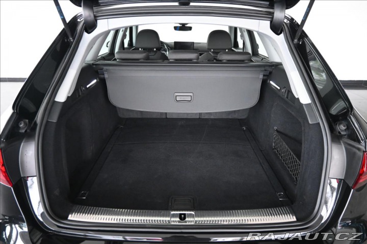 Audi A4 2,0 TDi 120kW AT7 NAVI Zá 2020