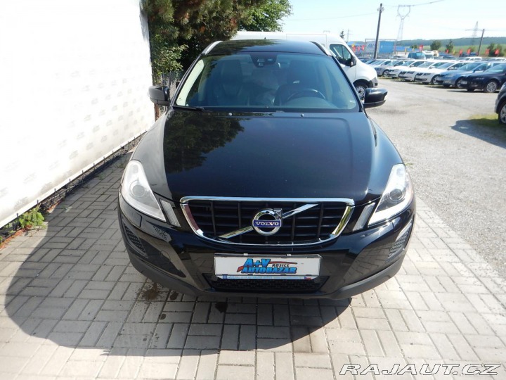 Volvo XC60 2.4 D5 AWD, DIGIKLIMA, TA 2011