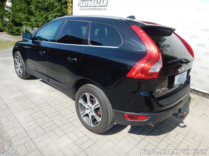 Volvo XC60 2.4 D5 AWD, DIGIKLIMA, TA 2011