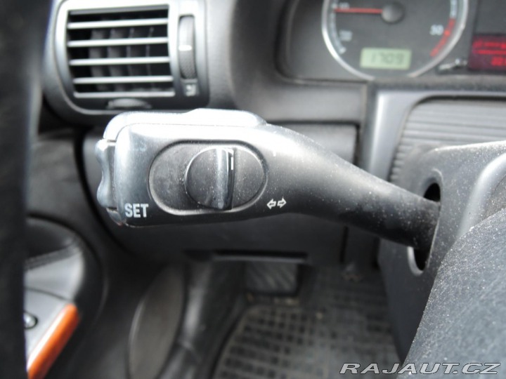 Volkswagen Passat 1,9 TDi Highline ČR 96kW 2002