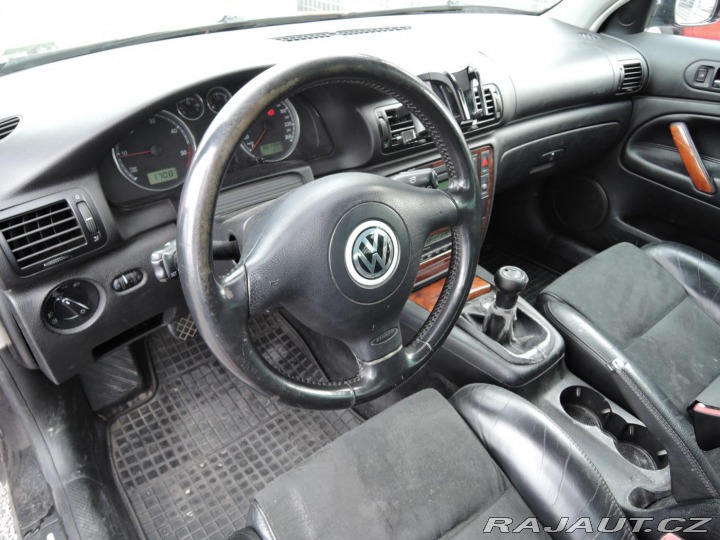 Volkswagen Passat 1,9 TDi Highline ČR 96kW 2002