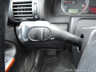 Volkswagen Passat 1,9 TDi Highline ČR 96kW 2002