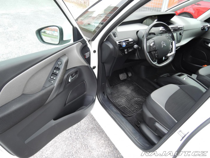 Citroën Grand C4 Picasso 1.6 HDi Aut. 7.míst Servi 2015