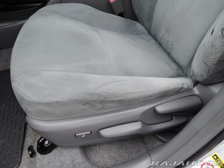 Toyota Prius III 1,8 VVT-i Executive S 2010