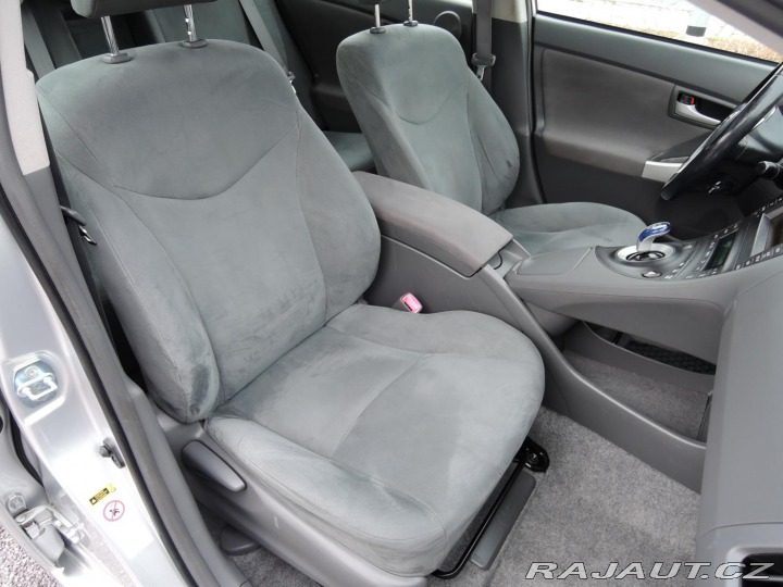 Toyota Prius III 1,8 VVT-i Executive S 2010