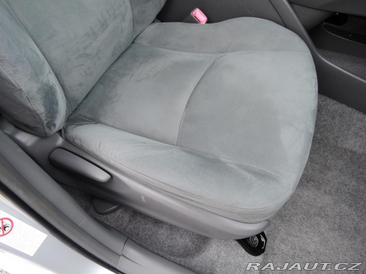 Toyota Prius III 1,8 VVT-i Executive S 2010