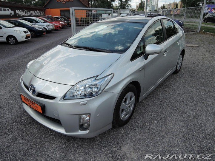 Toyota Prius III 1,8 VVT-i Executive S 2010