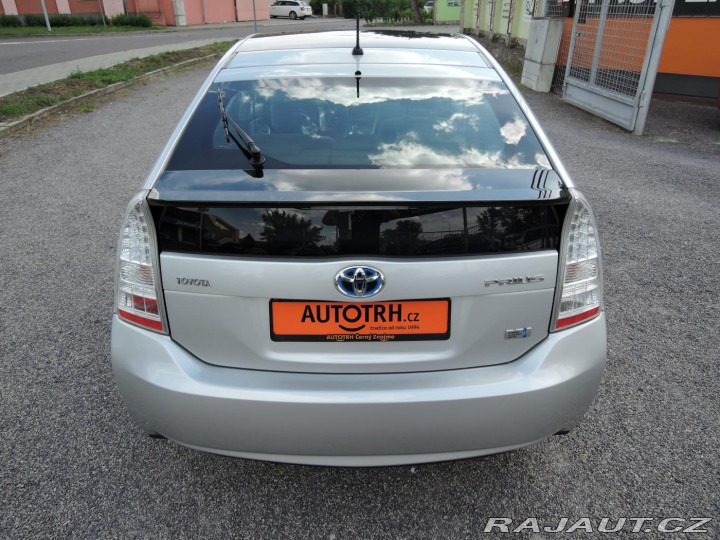Toyota Prius III 1,8 VVT-i Executive S 2010