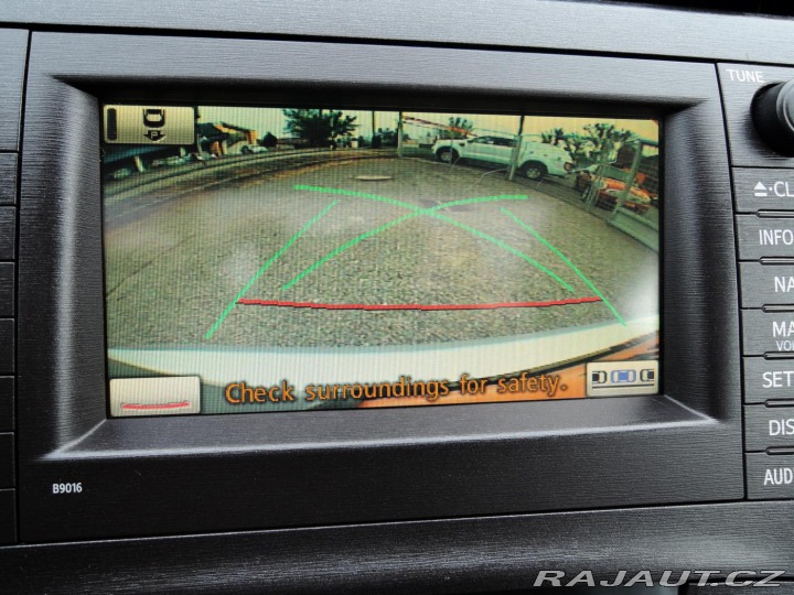 Toyota Prius III 1,8 VVT-i Executive S 2010