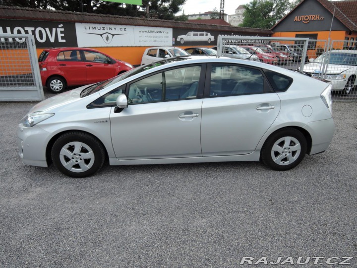 Toyota Prius III 1,8 VVT-i Executive S 2010