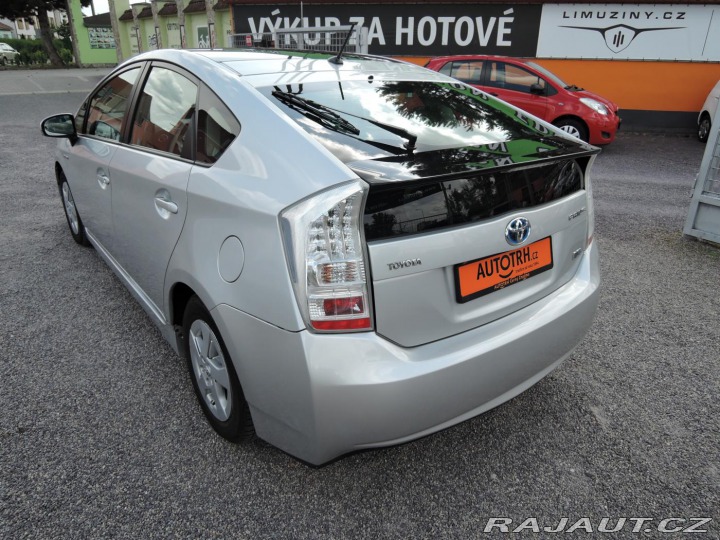 Toyota Prius III 1,8 VVT-i Executive S 2010