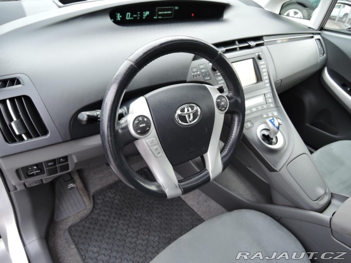Toyota Prius III 1,8 VVT-i Executive S 2010