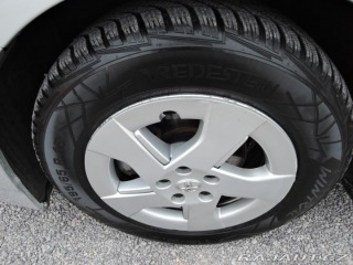 Toyota Prius III 1,8 VVT-i Executive S 2010