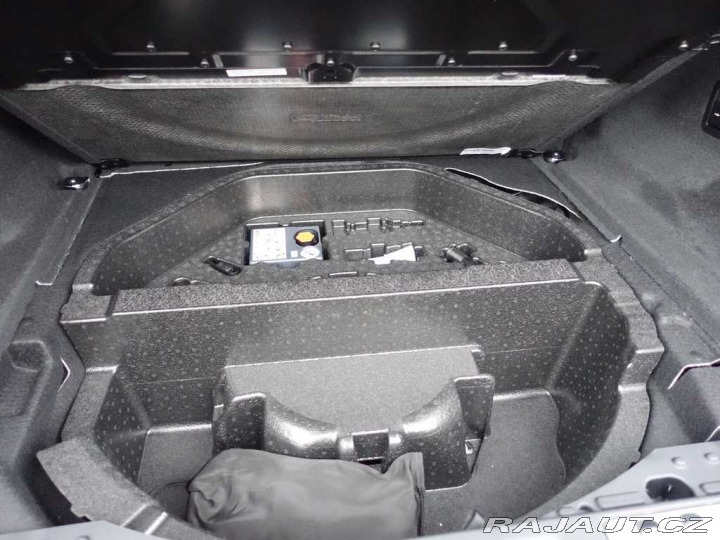 Land Rover Range Rover Sport Dynamic SE D250 2025
