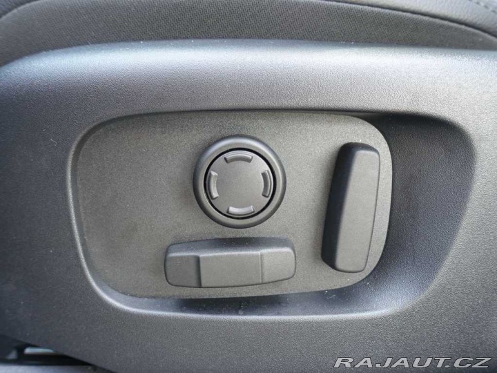 Land Rover Range Rover Velar 3,0 D300 *BLACK FRIDAY* 2025