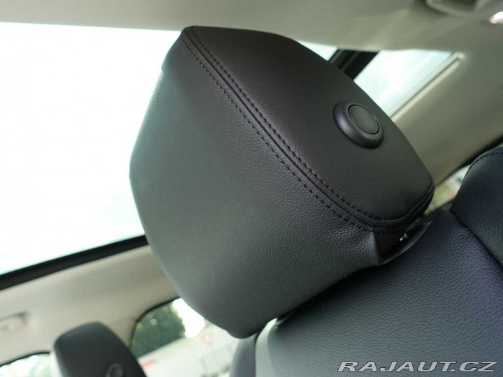 Land Rover Range Rover Velar 3,0 D300 *BLACK FRIDAY* 2025