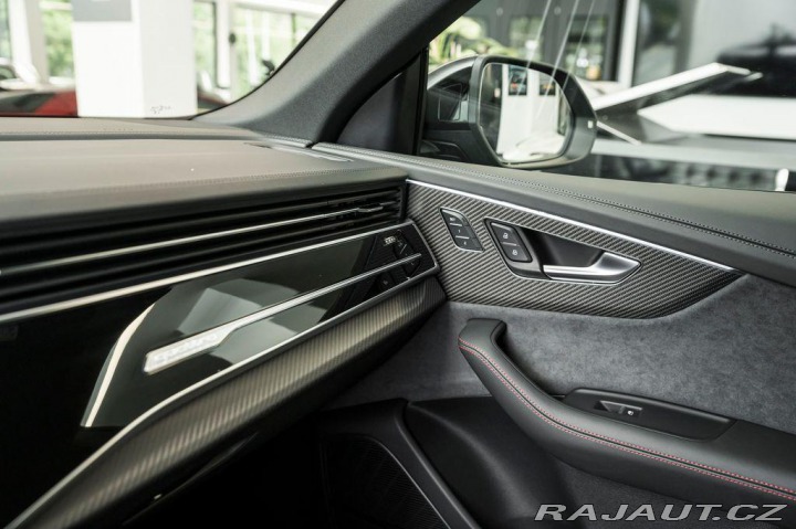 Audi RS Q8 TFSI quattro/Pano/23/Karb 2024