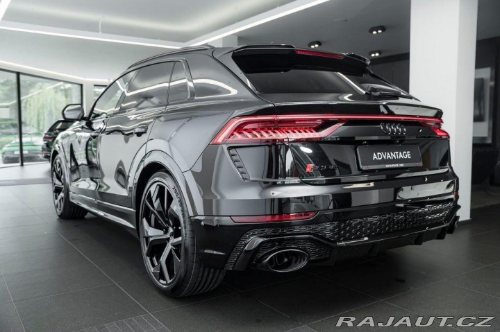Audi RS Q8 TFSI quattro/Pano/23/Karb 2024