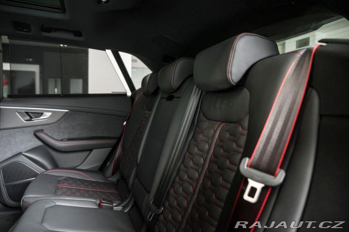 Audi RS Q8 TFSI quattro/Pano/23/Karb 2024