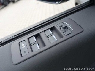 Land Rover Discovery 5 3,0 S D250 4x4 automat 2025