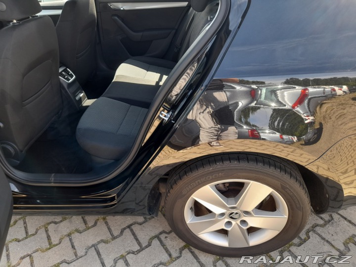 Škoda Octavia III 1.6 TDI 77KW LIFTBACK 2013