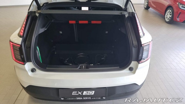 Volvo EX30 Single Motor Ultra 272 HP 2024