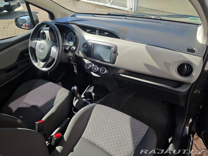 Toyota Yaris 1.0 VVTi Active Kamera Vý 2014