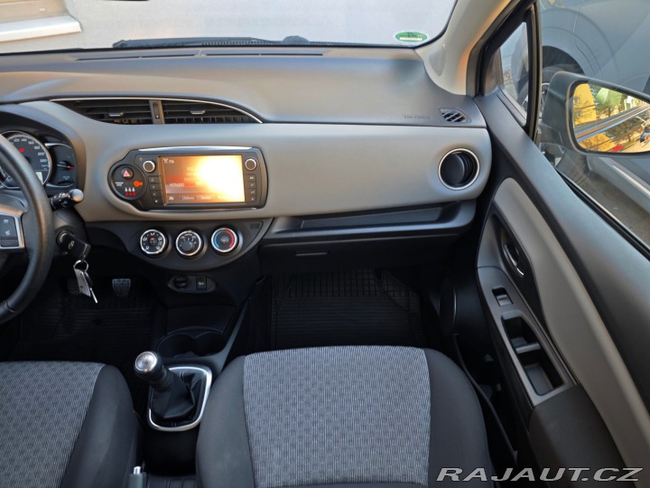 Toyota Yaris 1.0 VVTi Active Kamera Vý 2014