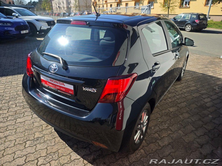 Toyota Yaris 1.0 VVTi Active Kamera Vý 2014