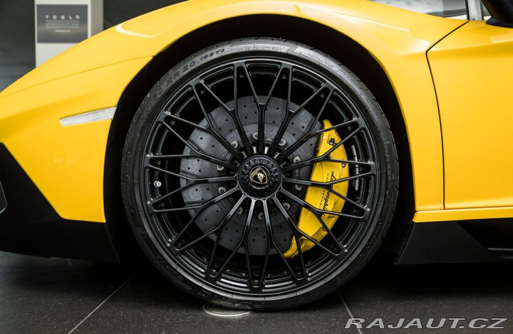 Lamborghini Aventador 2017