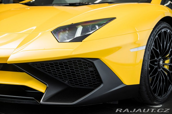 Lamborghini Aventador 2017