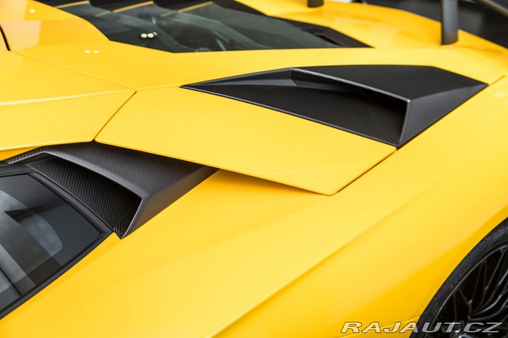 Lamborghini Aventador 2017
