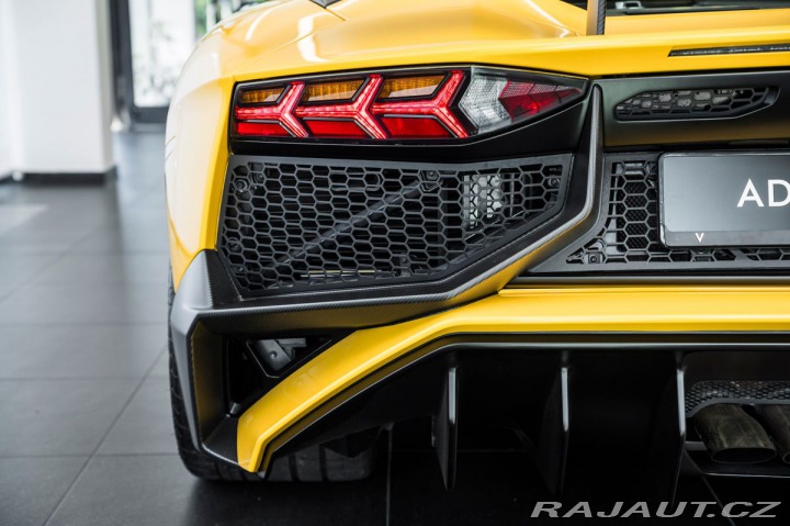 Lamborghini Aventador 2017