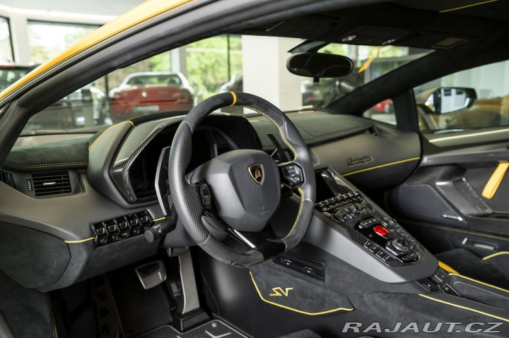 Lamborghini Aventador 2017