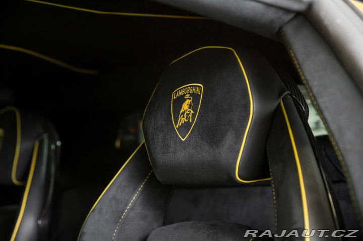 Lamborghini Aventador 2017