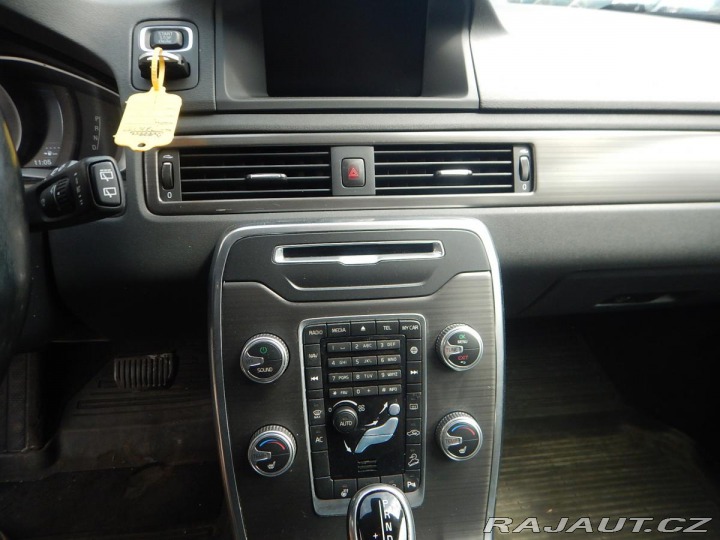 Volvo XC70 2015