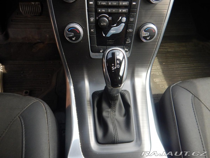 Volvo XC70 2015