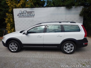 Volvo XC70  2015