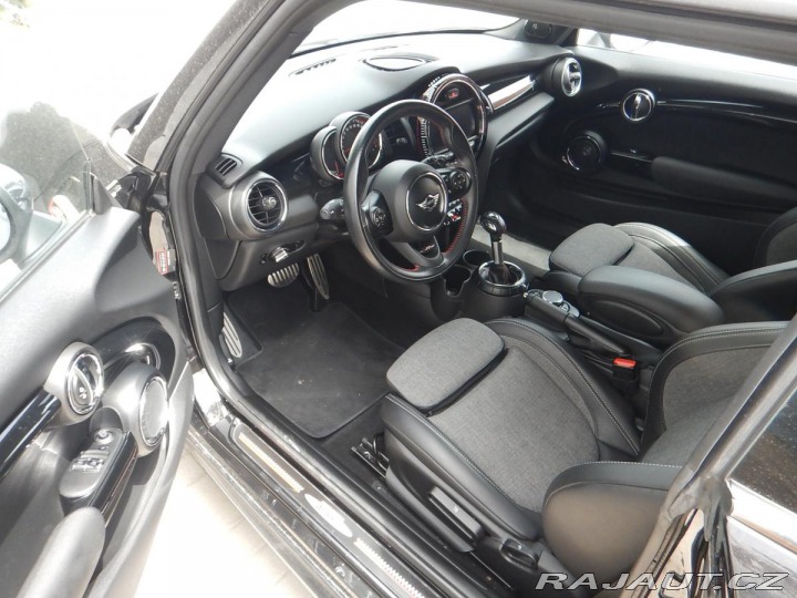 Mini Cooper JCW 2.0 TURBO, 170 kW 2017