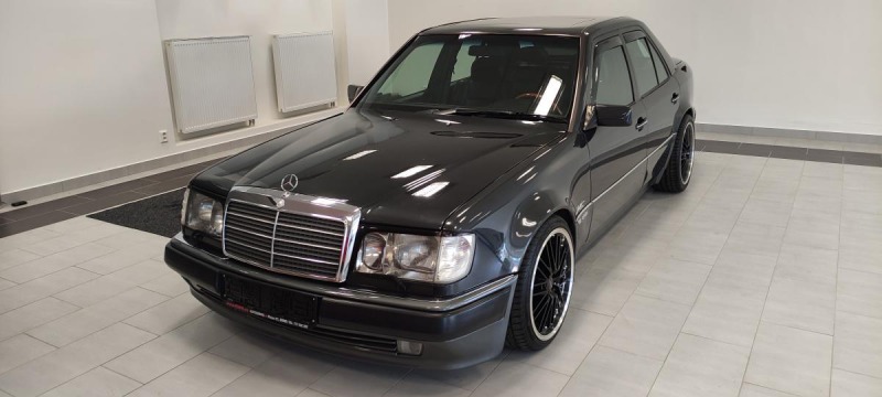 Mercedes-Benz 124 E 500 AMG