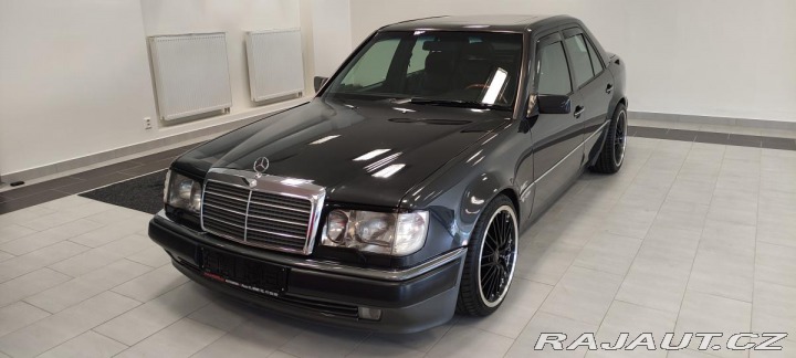 Mercedes-Benz 124 E 500 AMG 1993