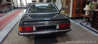 Mercedes-Benz SL R107 560 1986