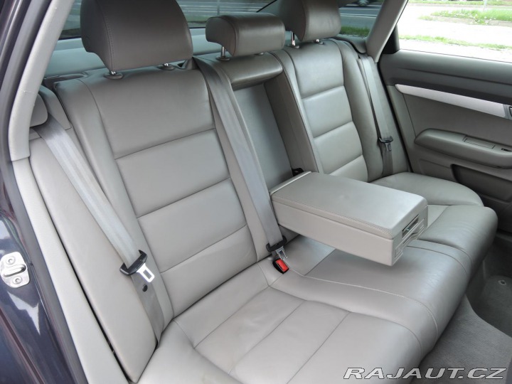Audi A6 2.4i V6 Qattro Kůže 2006